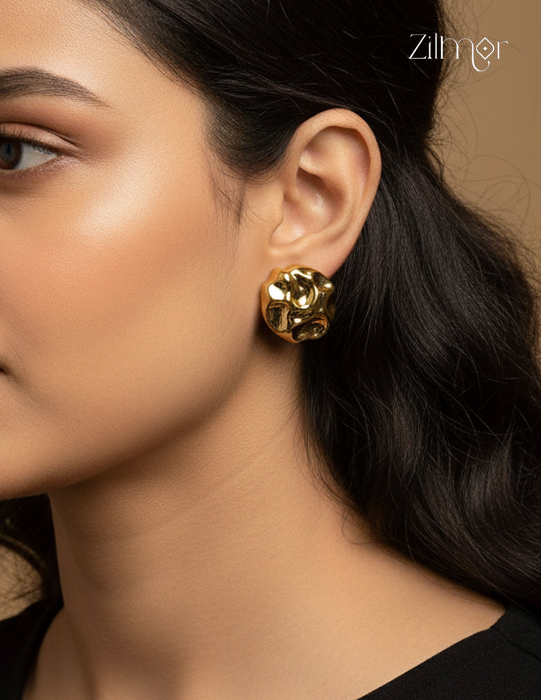 golden stud earrings with anti-tarnish coating, everyday fashion jewelry for women